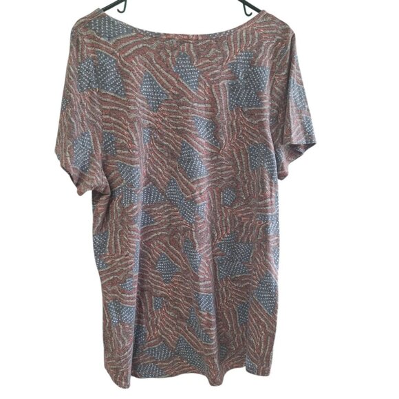 Lularoe Flag Tee Shirt Womens Plus Size 2XL Faded Style Short Sleeve - Picture 2 of 8
